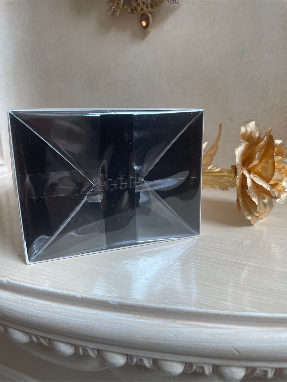 Giorgio Armani Crema Nera Reviving Cream - Black & White - Picture 4 of 7